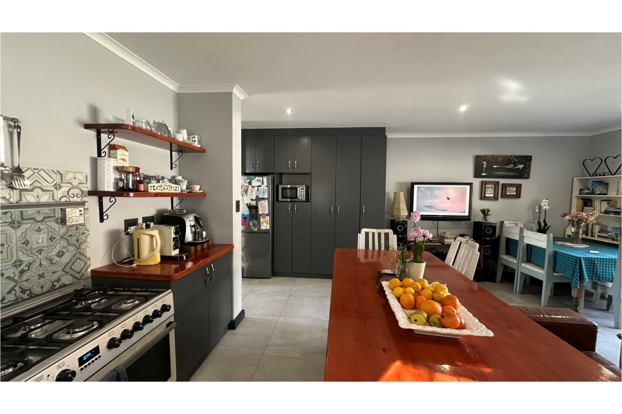 3 Bedroom Property for Sale in De Zoete Inval Western Cape